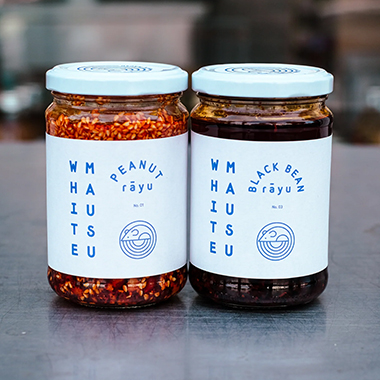 LEs condiments iralndais White Mausu